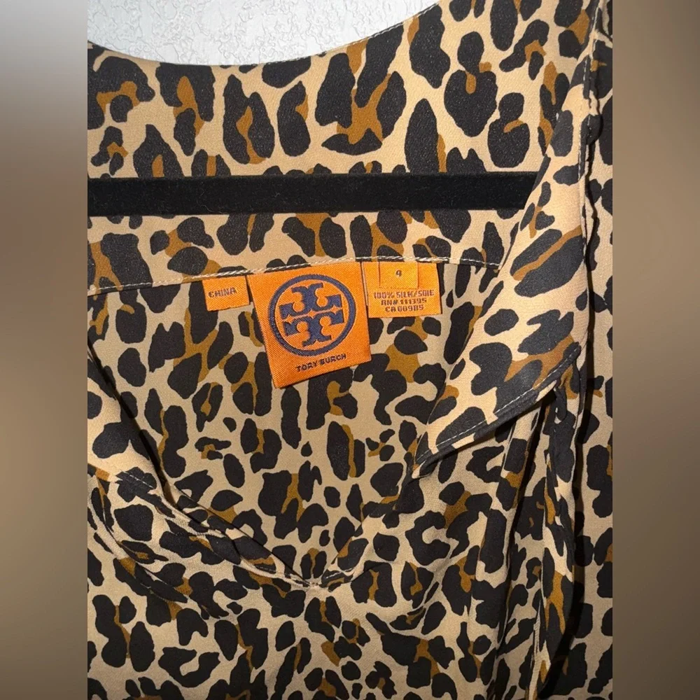 Tory Burch Animal Print Sleeveless‎ Blouse